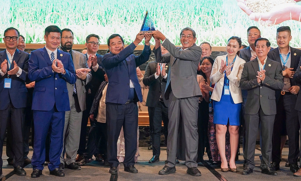 Vietnam’s ST25 rice brand Ong Cua wins World’s Best Rice Award for third time
